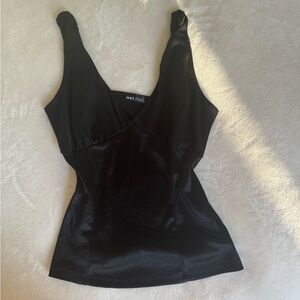Wet seal fitted cami